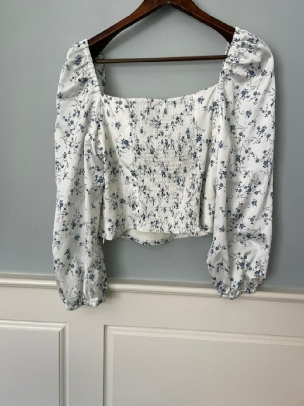 Gianni Bini Floral Milkmaid Coquette Top Puff Sleeve Smocked NWT 12 - Picture 8 of 10